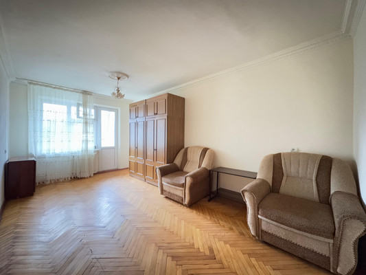 Продам двухкомнатную (2-комн.) квартиру, Ингушская ул, 9кА, Нальчик г