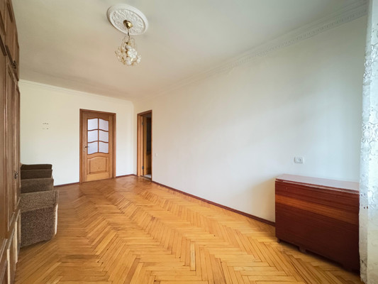 Продам двухкомнатную (2-комн.) квартиру, Ингушская ул, 9кА, Нальчик г