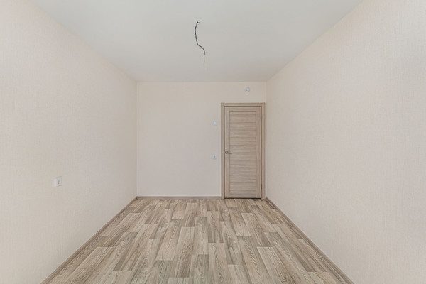 Продам двухкомнатную (2-комн.) , Краснопольский пр-кт, 24, Челябинск г