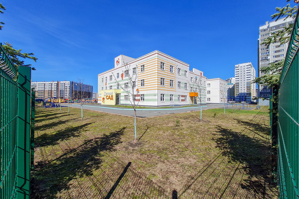 Продам двухкомнатную (2-комн.) , Краснопольский пр-кт, 24, Челябинск г
