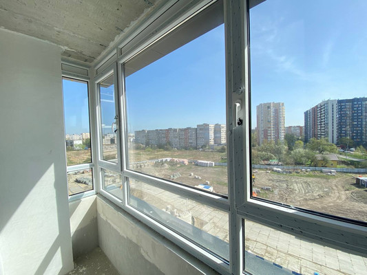 Продам трехкомнатную (3-комн.) квартиру (долевое), Батальная ул, Калининград г