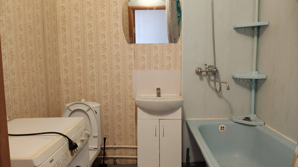 Продам однокомнатную (1-комн.) квартиру, Шукшина ул, 25, Воронеж г