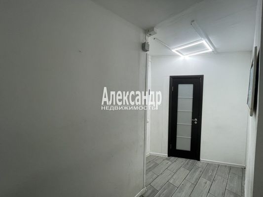 Продам двухкомнатную (2-комн.) квартиру, Екатерининская ул, 2, Мурино п