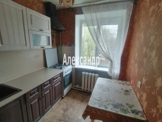 Продам однокомнатную (1-комн.) квартиру, Орджоникидзе ул, 25, Санкт-Петербург г