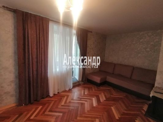 Продам однокомнатную (1-комн.) квартиру, Орджоникидзе ул, 25, Санкт-Петербург г