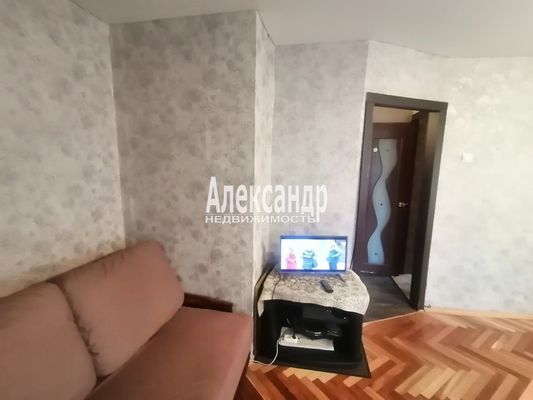 Продам однокомнатную (1-комн.) квартиру, Орджоникидзе ул, 25, Санкт-Петербург г
