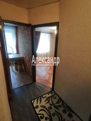 Продам однокомнатную (1-комн.) квартиру, Орджоникидзе ул, 25, Санкт-Петербург г