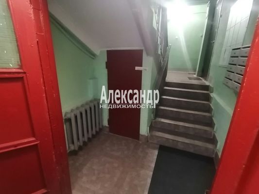 Продам однокомнатную (1-комн.) квартиру, Орджоникидзе ул, 25, Санкт-Петербург г