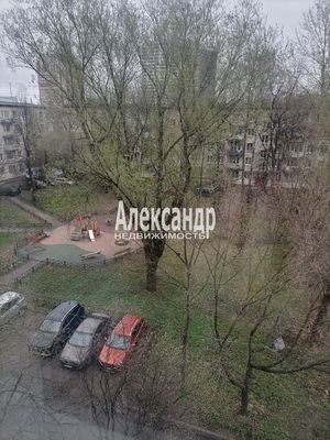 Продам однокомнатную (1-комн.) квартиру, Орджоникидзе ул, 25, Санкт-Петербург г