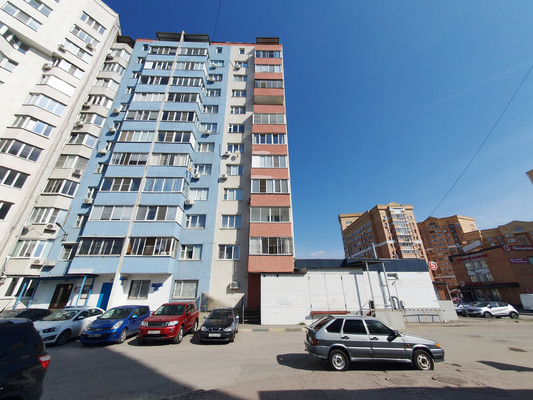 Продам двухкомнатную (2-комн.) квартиру, А.Г. Стаханова ул, 43, Липецк г