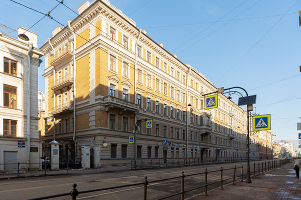 Продам многокомнатную квартиру, Шпалерная ул, 34, Санкт-Петербург г