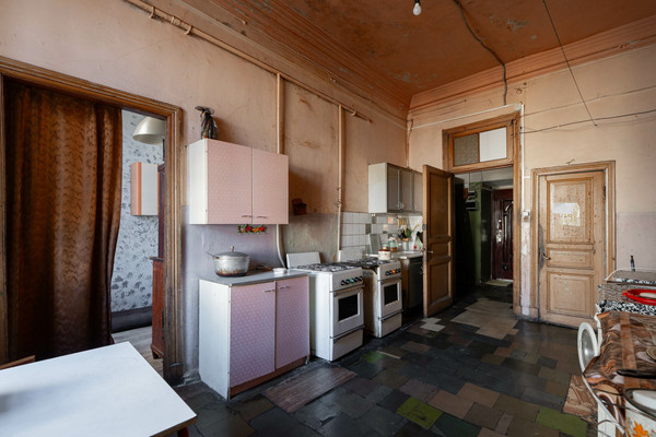 Продам многокомнатную квартиру, Шпалерная ул, 34, Санкт-Петербург г