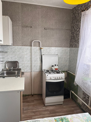 Продам двухкомнатную (2-комн.) квартиру, Красноармейская ул, 74, Нижний Тагил г