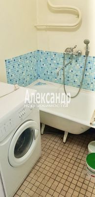 Продам однокомнатную (1-комн.) квартиру, Приморская ул, 27, Выборг г
