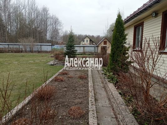 Продам коттедж, Лососево п, 90 км от города