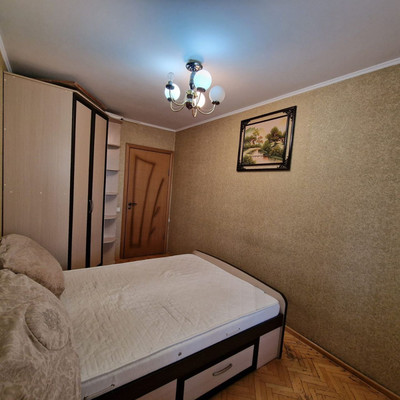 Продам многокомнатную квартиру, Красных Партизан ул, 111, Краснодар г