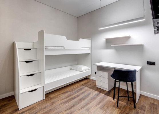 Продам трехкомнатную (3-комн.) квартиру, Московская ул, 15, Ялта г