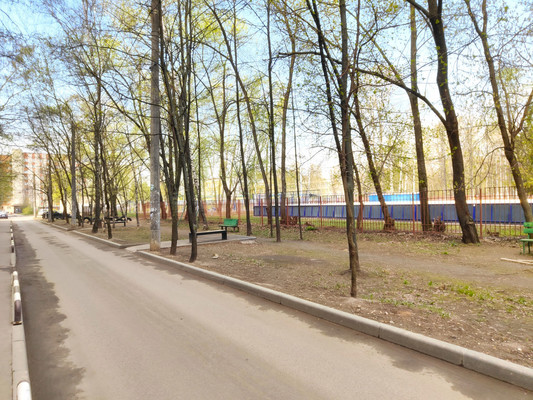 Продам трехкомнатную (3-комн.) квартиру, Батыршина ул, 29, Казань г