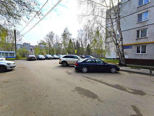 Продам трехкомнатную (3-комн.) квартиру, Батыршина ул, 29, Казань г