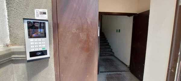 Продам однокомнатную (1-комн.) квартиру, Генерала Родионова ул, 11а, Симферополь г