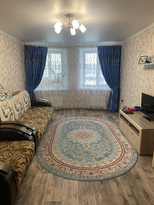 Продам двухкомнатную (2-комн.) квартиру, 2-я Азинская ул, 1Е, Казань г