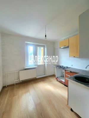 Продам однокомнатную (1-комн.) квартиру, Героев пр-кт, 19, Кириши г