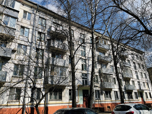 Продам двухкомнатную (2-комн.) квартиру, Новогиреевская ул, 10к3, Москва г