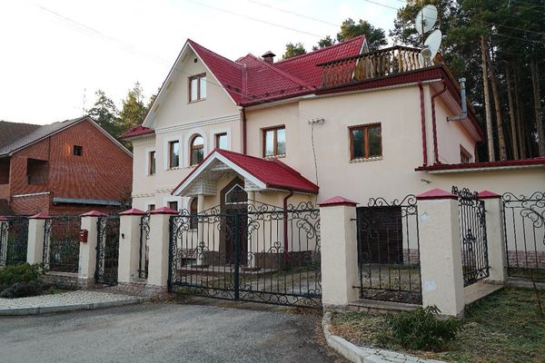 Продам коттедж, Маршала Жукова ул, 12, Березовский г, 10 км от города
