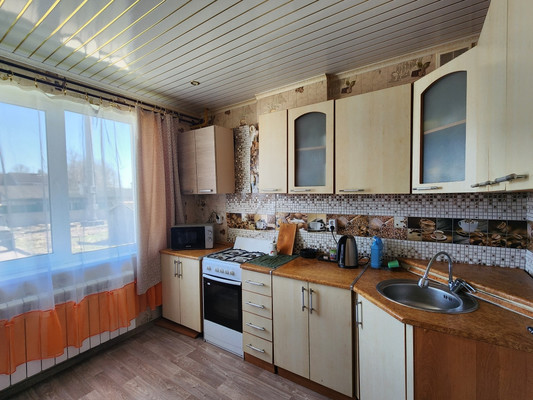 Продам однокомнатную (1-комн.) квартиру, Краснофлотская ул, 11а, Волосово г