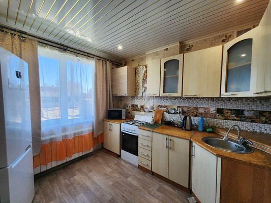 Продам однокомнатную (1-комн.) квартиру, Краснофлотская ул, 11а, Волосово г
