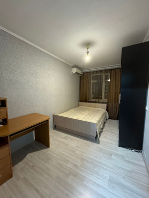 Продам двухкомнатную (2-комн.) квартиру, Королева пр-кт, 17/4, Ростов-на-Дону г