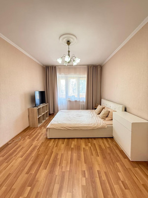 Продам двухкомнатную (2-комн.) квартиру, Байсултанова ул, 18, Нальчик г