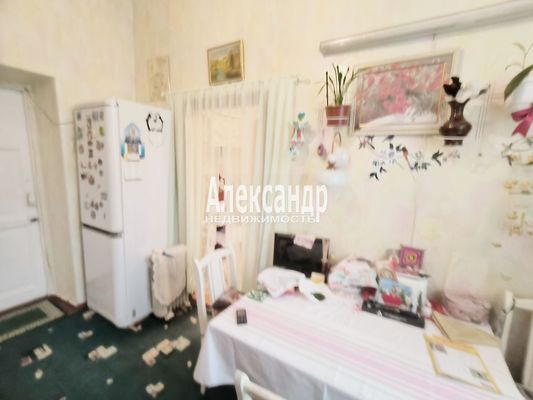 Продам комнату в 12-комн. квартире, Красного Текстильщика ул, 9-11, Санкт-Петербург г