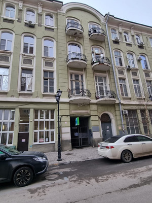 Продам комнату в 18-комн. квартире, Семашко пер, 44, Ростов-на-Дону г
