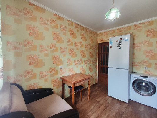 Продам однокомнатную (1-комн.) квартиру, Нахимова ул, 66к1, Рязань г