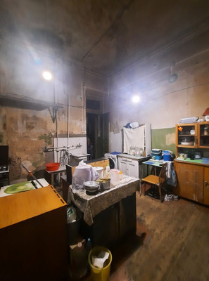 Продам комнату в 10-комн. квартире, Ворошиловский пр-кт, 18/18, Ростов-на-Дону г
