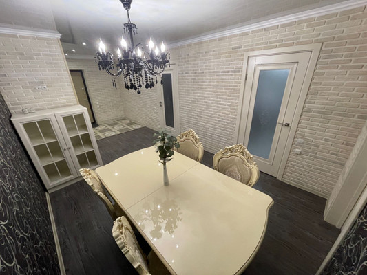 Продам двухкомнатную (2-комн.) квартиру, Кирова ул, 9б, Батайск г
