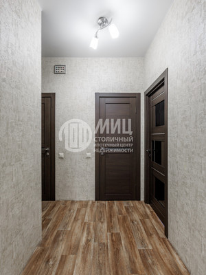 Продам трехкомнатную (3-комн.) квартиру, Бачуринская ул, 17, Коммунарка п