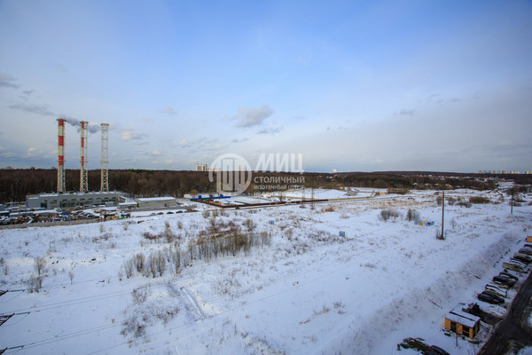 Продам трехкомнатную (3-комн.) квартиру, Бачуринская ул, 17, Коммунарка п