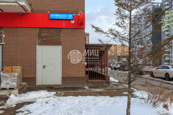 Продам трехкомнатную (3-комн.) квартиру, Бачуринская ул, 17, Коммунарка п