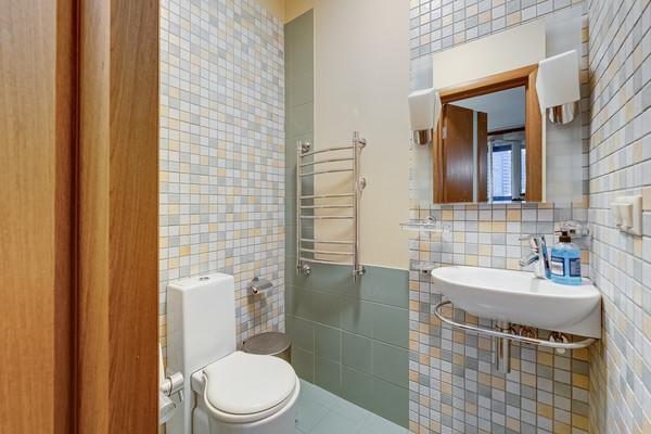 Продам трехкомнатную (3-комн.) квартиру, Таганская ул, 26, Москва г