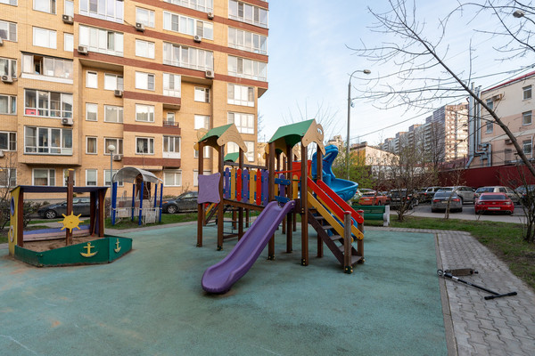 Продам трехкомнатную (3-комн.) квартиру, Таганская ул, 26, Москва г