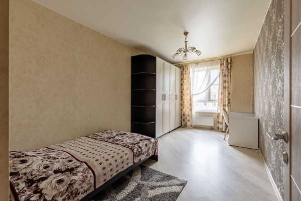 Продам двухкомнатную (2-комн.) квартиру, Петергофское ш, 84к19, Санкт-Петербург г