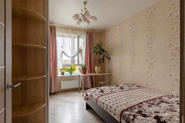Продам двухкомнатную (2-комн.) квартиру, Петергофское ш, 84к19, Санкт-Петербург г
