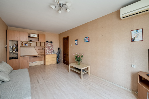 Продам двухкомнатную (2-комн.) квартиру, Вернадского пр-кт, 95к2, Москва г
