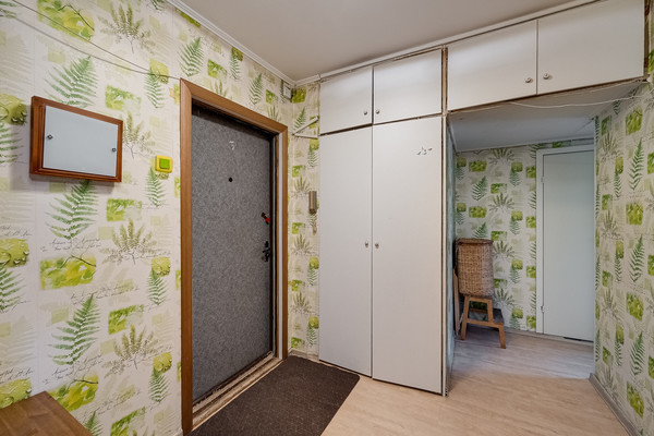 Продам двухкомнатную (2-комн.) квартиру, Вернадского пр-кт, 95к2, Москва г