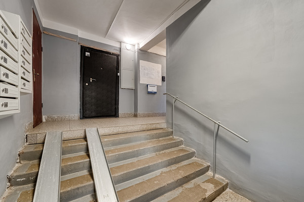 Продам двухкомнатную (2-комн.) квартиру, Вернадского пр-кт, 95к2, Москва г