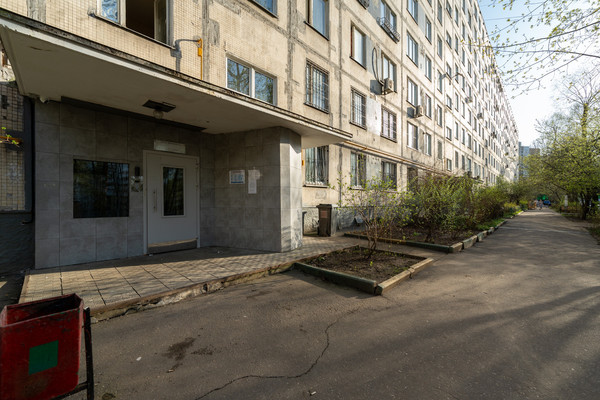 Продам двухкомнатную (2-комн.) квартиру, Вернадского пр-кт, 95к2, Москва г
