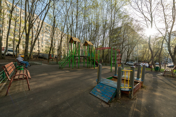 Продам двухкомнатную (2-комн.) квартиру, Вернадского пр-кт, 95к2, Москва г