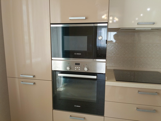 Продам трехкомнатную (3-комн.) квартиру, Молодежная ул, 28кА, Речицы с